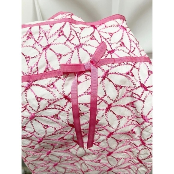 Bamboo Traders Sz 16 Pink White Floral Embroidered Cropped Capri Pants Spring - Picture 4 of 6